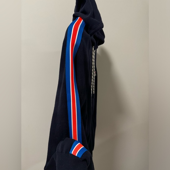 Men full zip up cotton hoodie
Size L
Psycho bunny - Picture 3 of 3